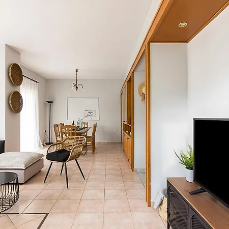 Theros Premium In Heraklion